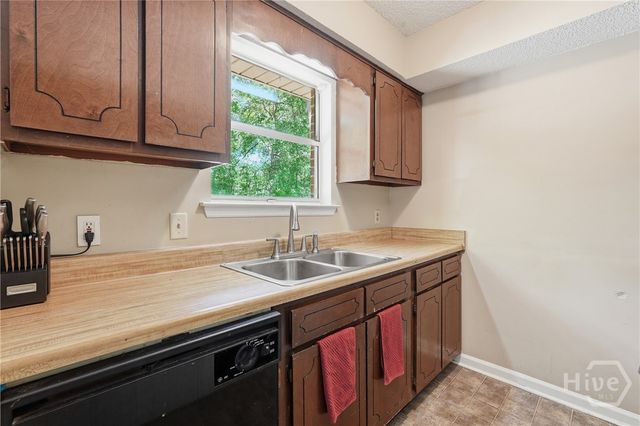 1014 Ash Ext Street, Springfield, GA 31329