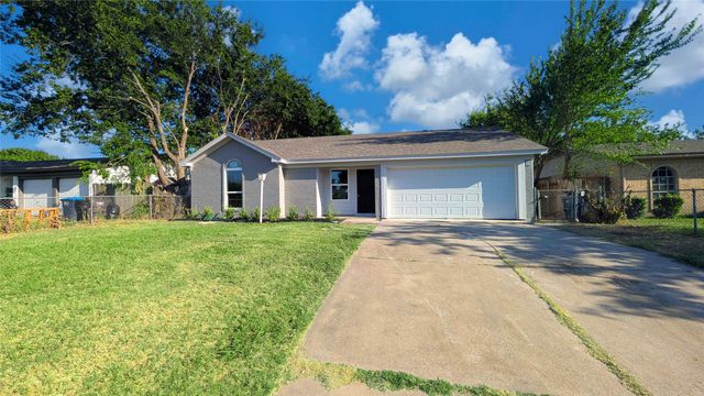 1324 Limerick Drive, Fort Worth, TX 76134