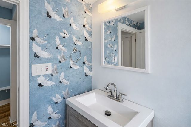 49 Monroe Street, Berea, OH 44017