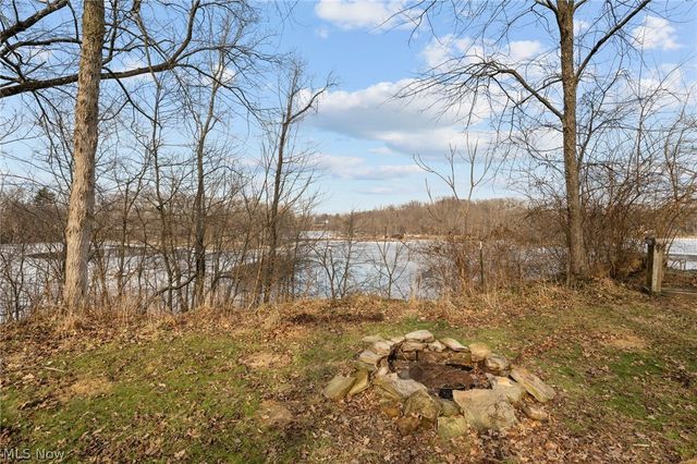 49 Monroe Street, Berea, OH 44017