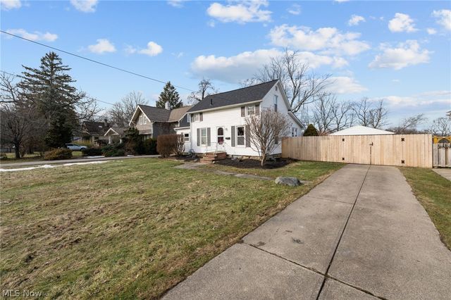 49 Monroe Street, Berea, OH 44017