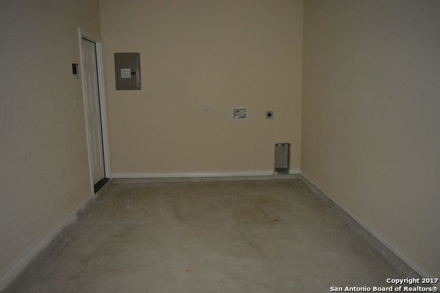 16711 Jupiter Hvn Unit 4, Selma, TX 78154