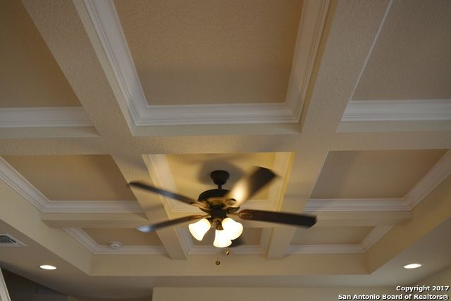 16711 Jupiter Hvn Unit 4, Selma, TX 78154