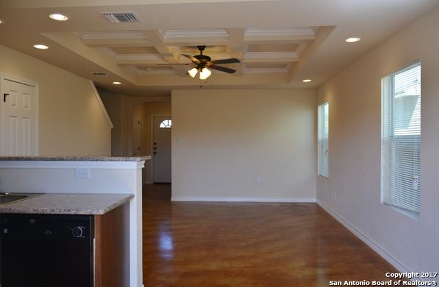 16711 Jupiter Hvn Unit 4, Selma, TX 78154