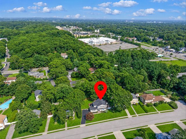 15 Jamar Lane, Lake Ronkonkoma, NY 11779