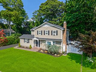 15 Jamar Lane, Lake Ronkonkoma, NY 11779