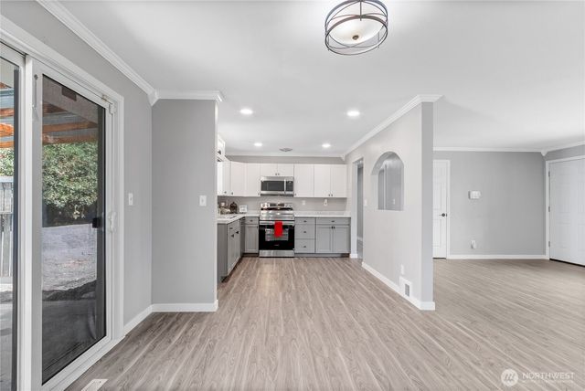 3821 104th Street E, Tacoma, WA 98446