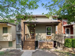 103 Comanche PT, Point Venture, TX 78645