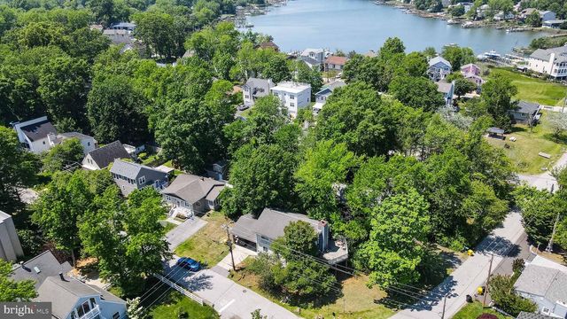3328 SHORE DR, Annapolis, MD 21403