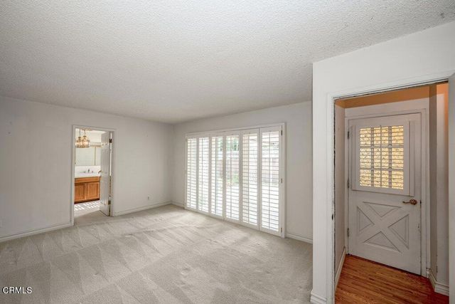 1920 N Screenland Drive, Burbank, CA 91505