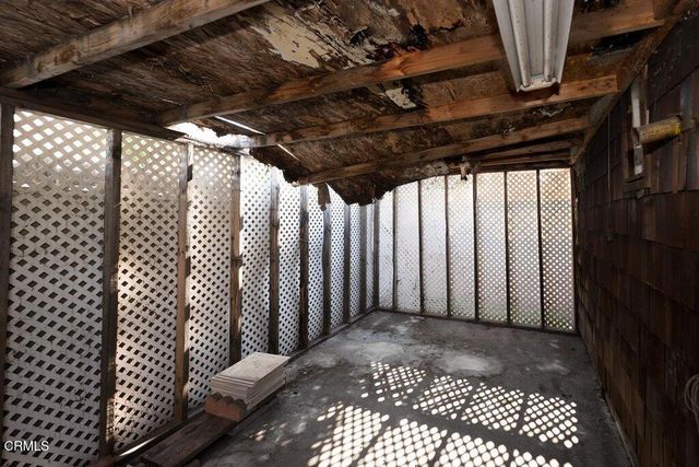 1920 N Screenland Drive, Burbank, CA 91505