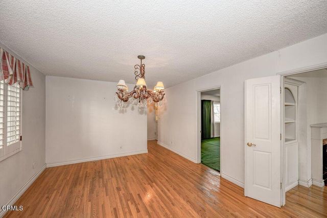 1920 N Screenland Drive, Burbank, CA 91505