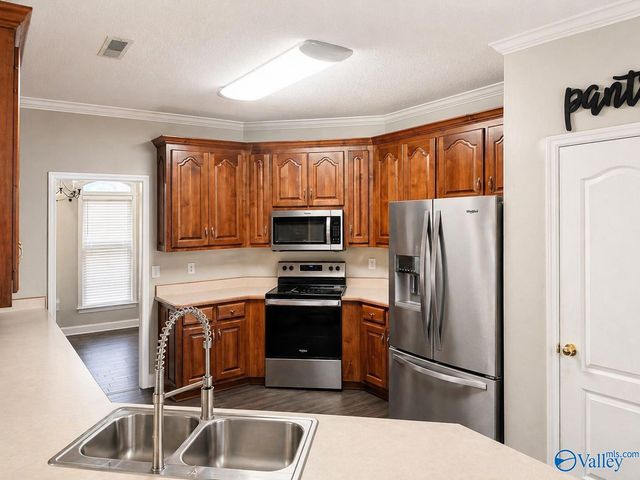 3011 Lenox Drive, Decatur, AL 35603