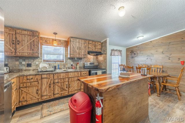 4321 County Road 488, Harviell, MO 63945
