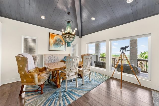 822 Oceanside, Port Aransas, TX 78373