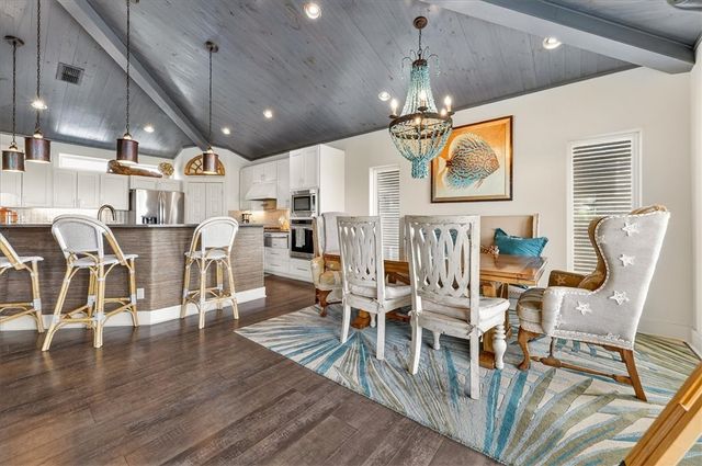 822 Oceanside, Port Aransas, TX 78373