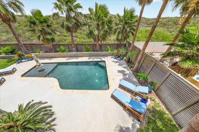 822 Oceanside, Port Aransas, TX 78373