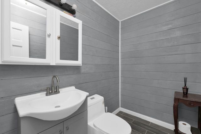 1091 Vernon Drive, Columbus, OH 43207