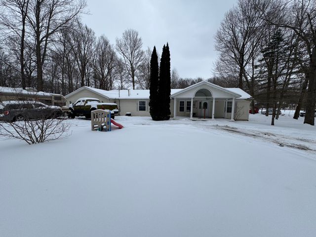 125 Coxon Street, Concord Vllg, MI 49237