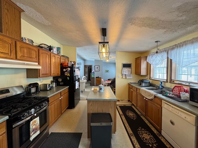 125 Coxon Street, Concord Vllg, MI 49237