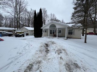 125 Coxon Street, Concord Vllg, MI 49237