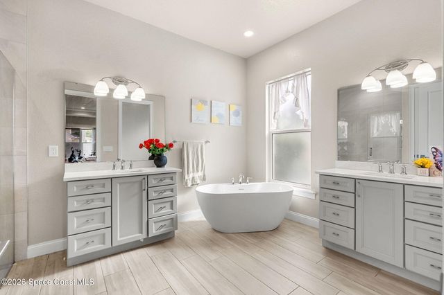 4065 Negal Circle, Melbourne, FL 32901