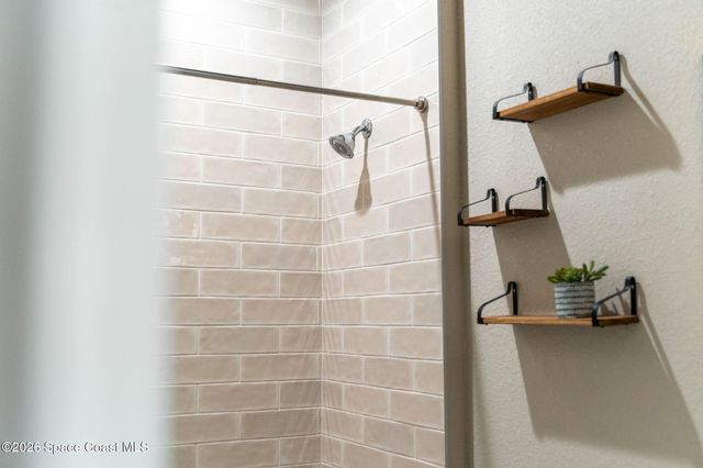 4065 Negal Circle, Melbourne, FL 32901