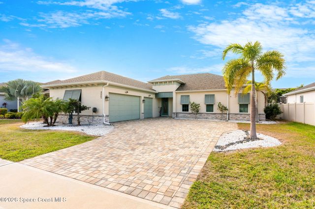 4065 Negal Circle, Melbourne, FL 32901