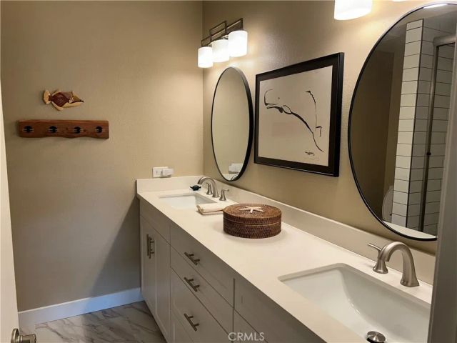28 Lucero West, Irvine, CA 92620