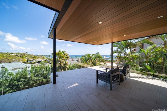 3849 Poka Street, Honolulu, HI 96816