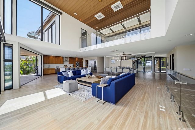 3849 Poka Street, Honolulu, HI 96816