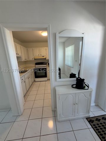 1330 NW 43rd Ave 304, Lauderhill, FL 33313