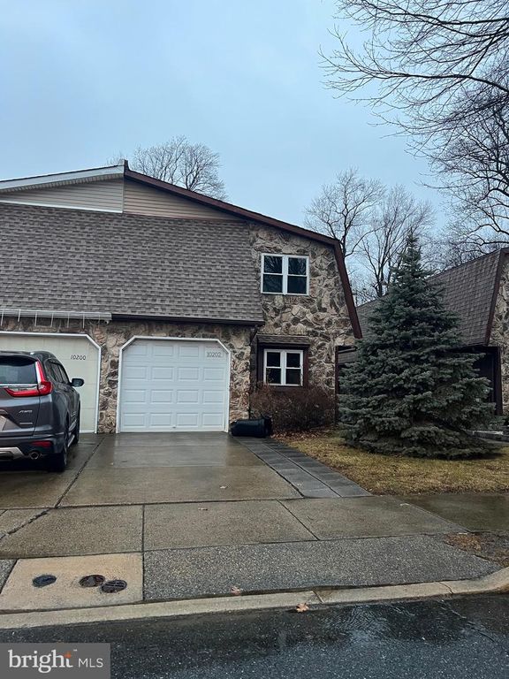 10202 MURTY LN, Philadelphia, PA 19116