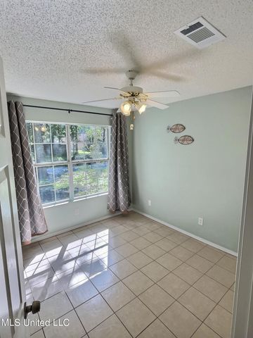 1705 Seagull Avenue, Ocean Springs, MS 39564