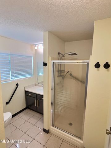 1705 Seagull Avenue, Ocean Springs, MS 39564