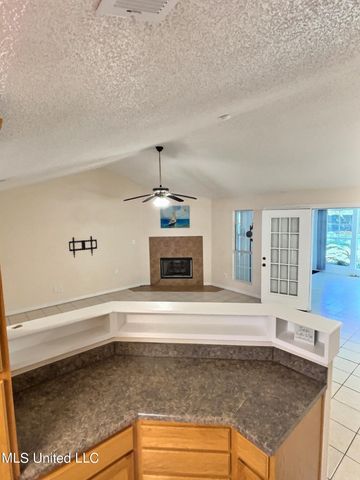 1705 Seagull Avenue, Ocean Springs, MS 39564