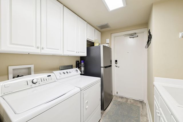 15400 Emerald Coast Parkway 304, Destin, FL 32541