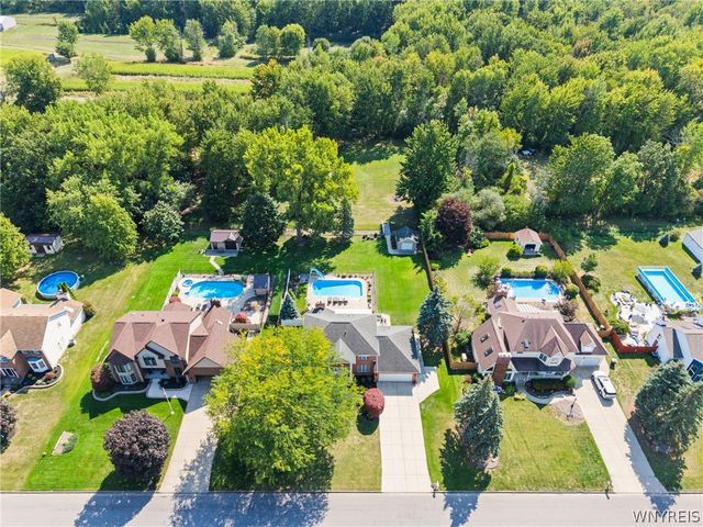 3192 Woodland Court South, Wheatfield, NY 14120