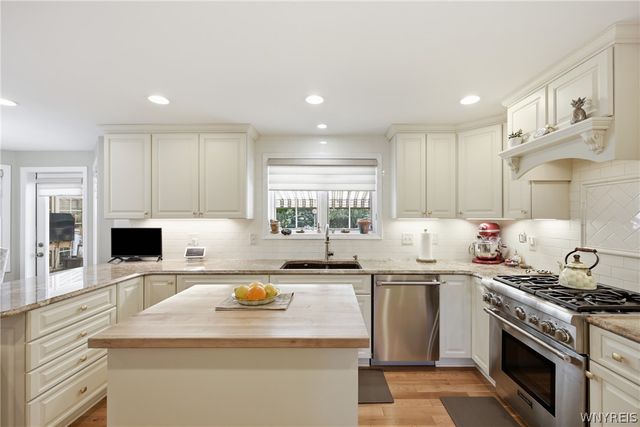 3192 Woodland Court South, Wheatfield, NY 14120