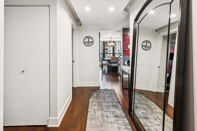 1030 N STATE Street 2GH, Chicago, IL 60610