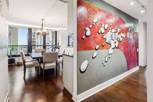 1030 N STATE Street 2GH, Chicago, IL 60610