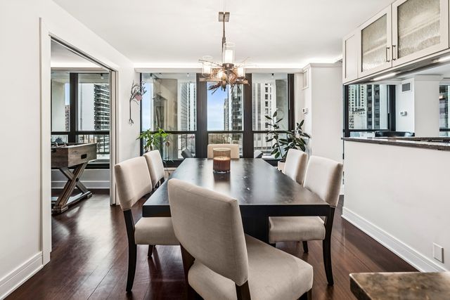 1030 N STATE Street 2GH, Chicago, IL 60610