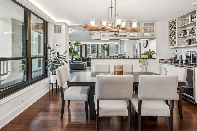 1030 N STATE Street 2GH, Chicago, IL 60610