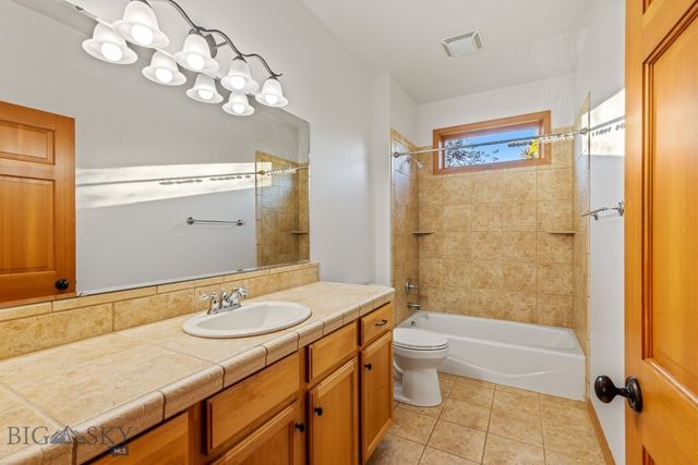 3300 E Graf 45, Bozeman, MT 59715