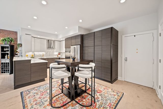 28 Atlantic Avenue 638, Boston, MA 02110