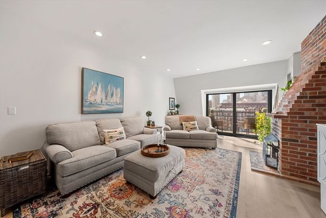 28 Atlantic Avenue 638, Boston, MA 02110