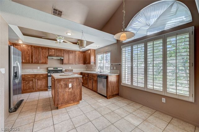1401 Balsam Mist Avenue, Las Vegas, NV 89183