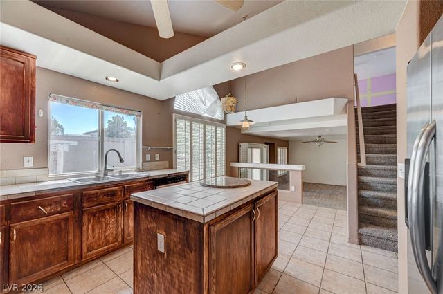 1401 Balsam Mist Avenue, Las Vegas, NV 89183