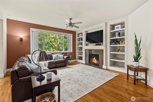 8610 Leitz Avenue SE, Snoqualmie, WA 98065