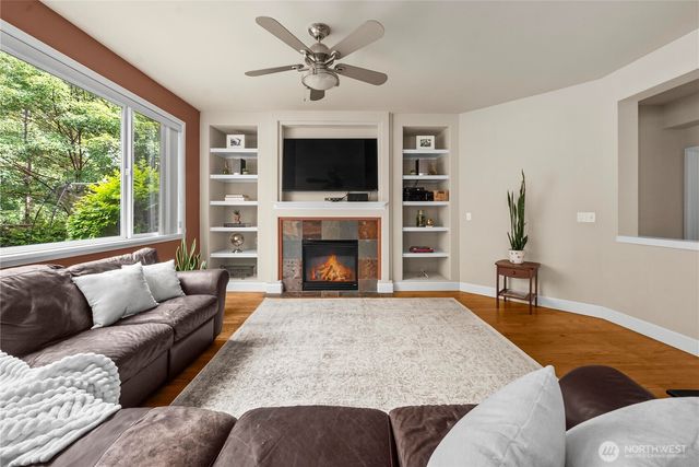 8610 Leitz Avenue SE, Snoqualmie, WA 98065